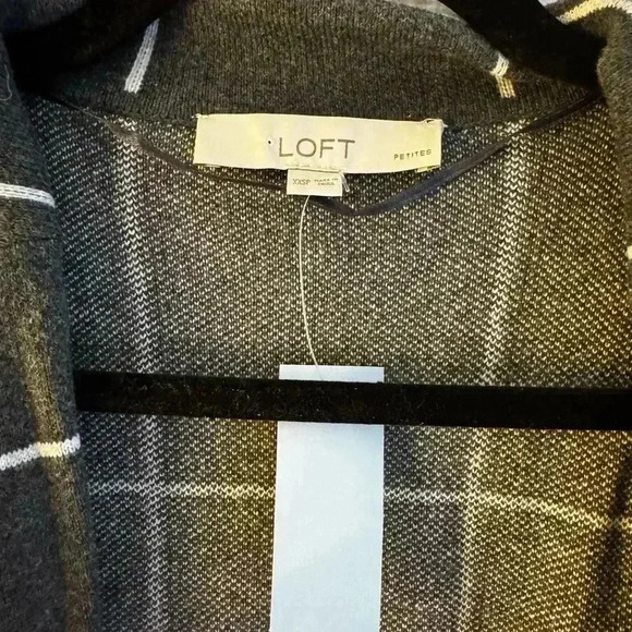 Loft Women’s Cardigan - Picture 2 of 6